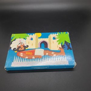 Avon. Bed of Nails Comb. Vintage 1978.
